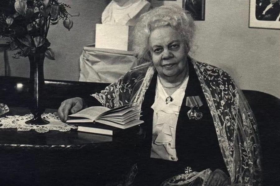 150 лет со дня рождения Е. Ф. Гнесиной - YouTube