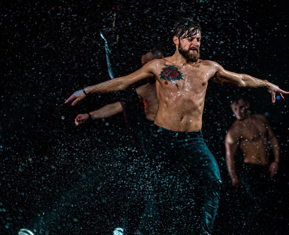 шоу под дождем саранск 2021. шоу под дождем 7. шоу под дождем подольск. шоу под дождем тверь 2021. шоу под дождем белгород 2022.