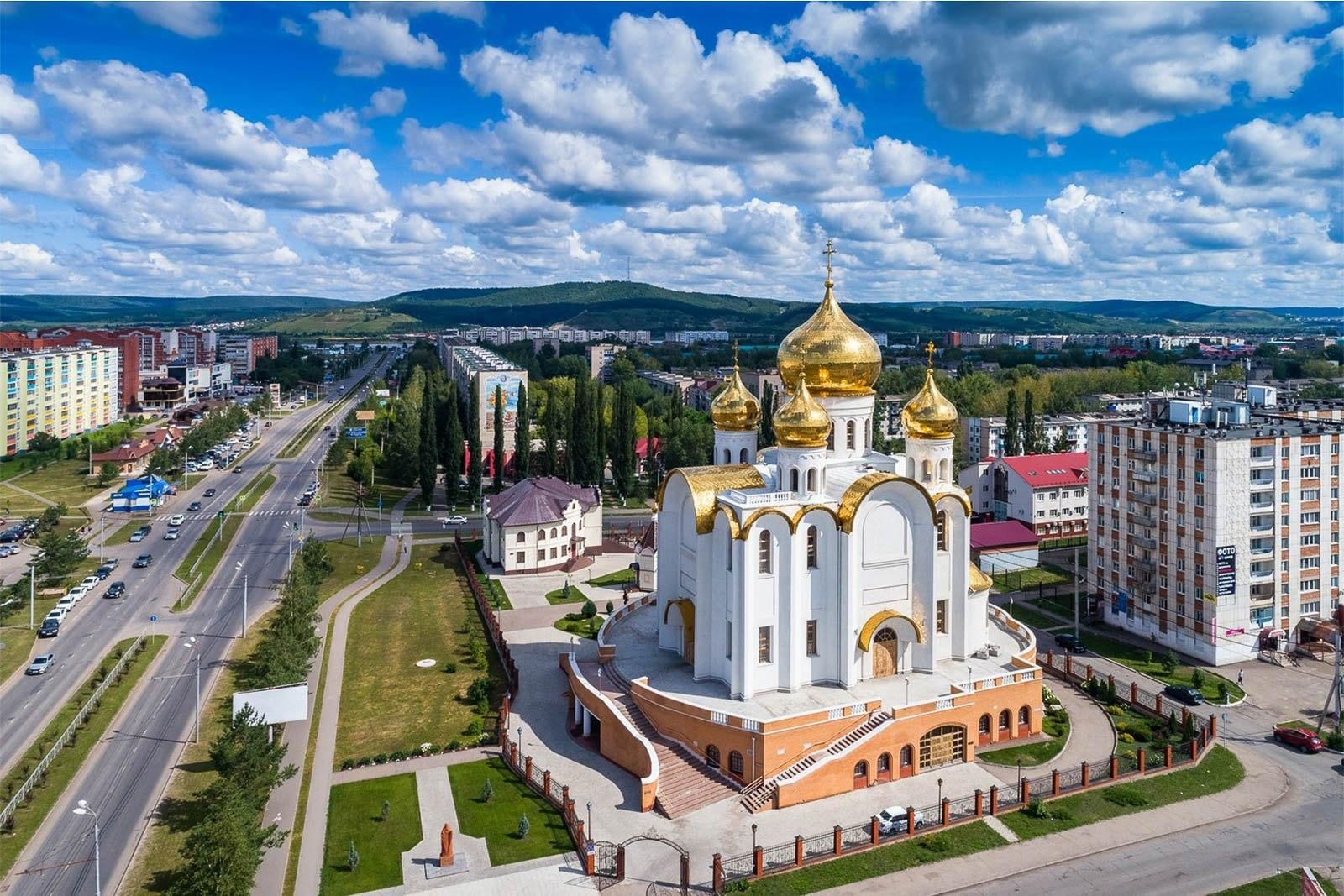 Gorod rus. Альметьевск. Альметьевск города Татарстана. Альметьевск центр города. Достопримечательности города Альметьевск Республика Татарстан.