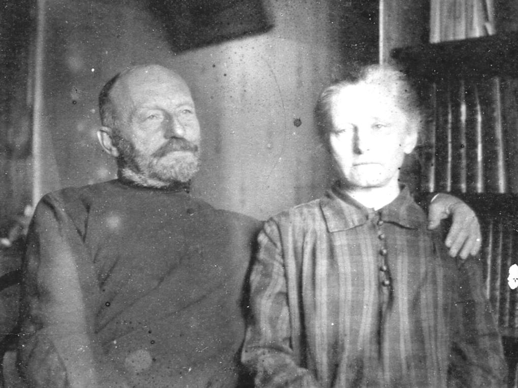 Писатель Викентий Вересаев с сестрой Марией Смидович. 1925 год. Фотография: Тульский областной краеведческий музей, Тула
