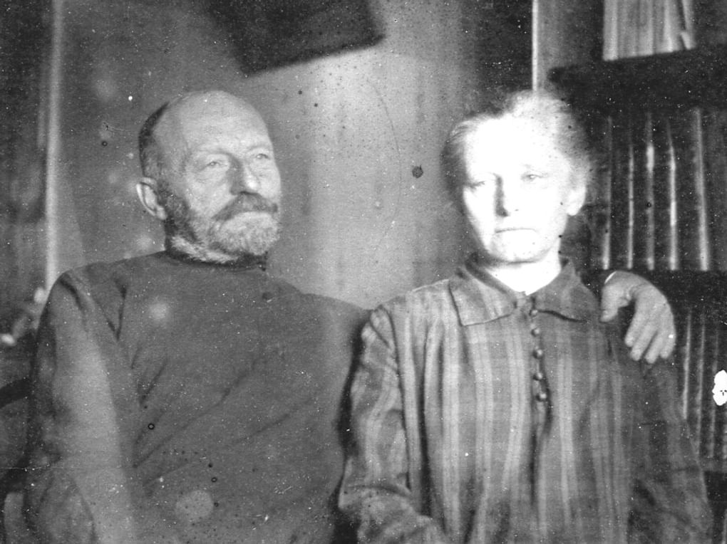 Писатель Викентий Вересаев с сестрой Марией Смидович. 1925 год. Фотография: Тульский областной краеведческий музей, Тула