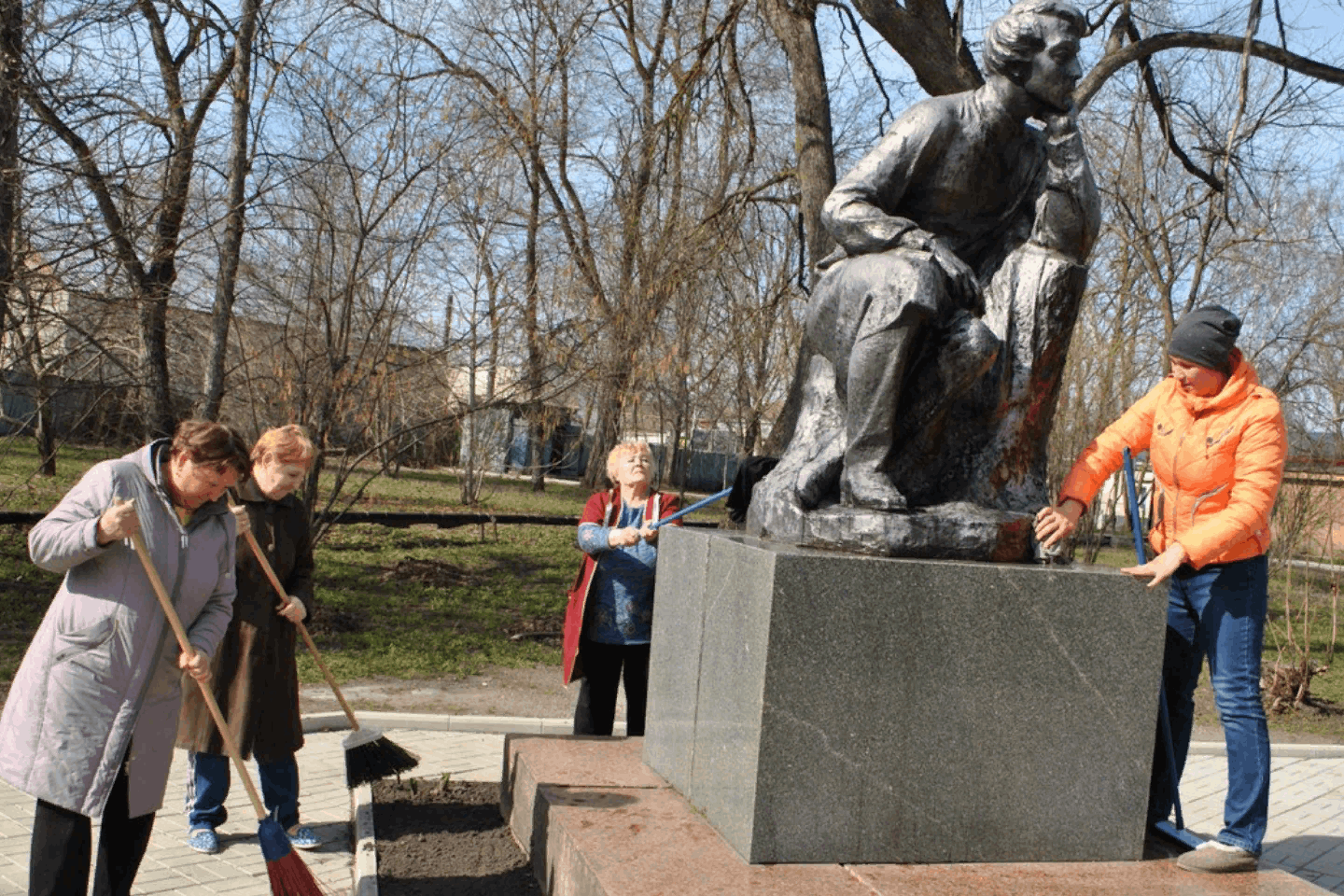 День памятников и исторических мест картинка