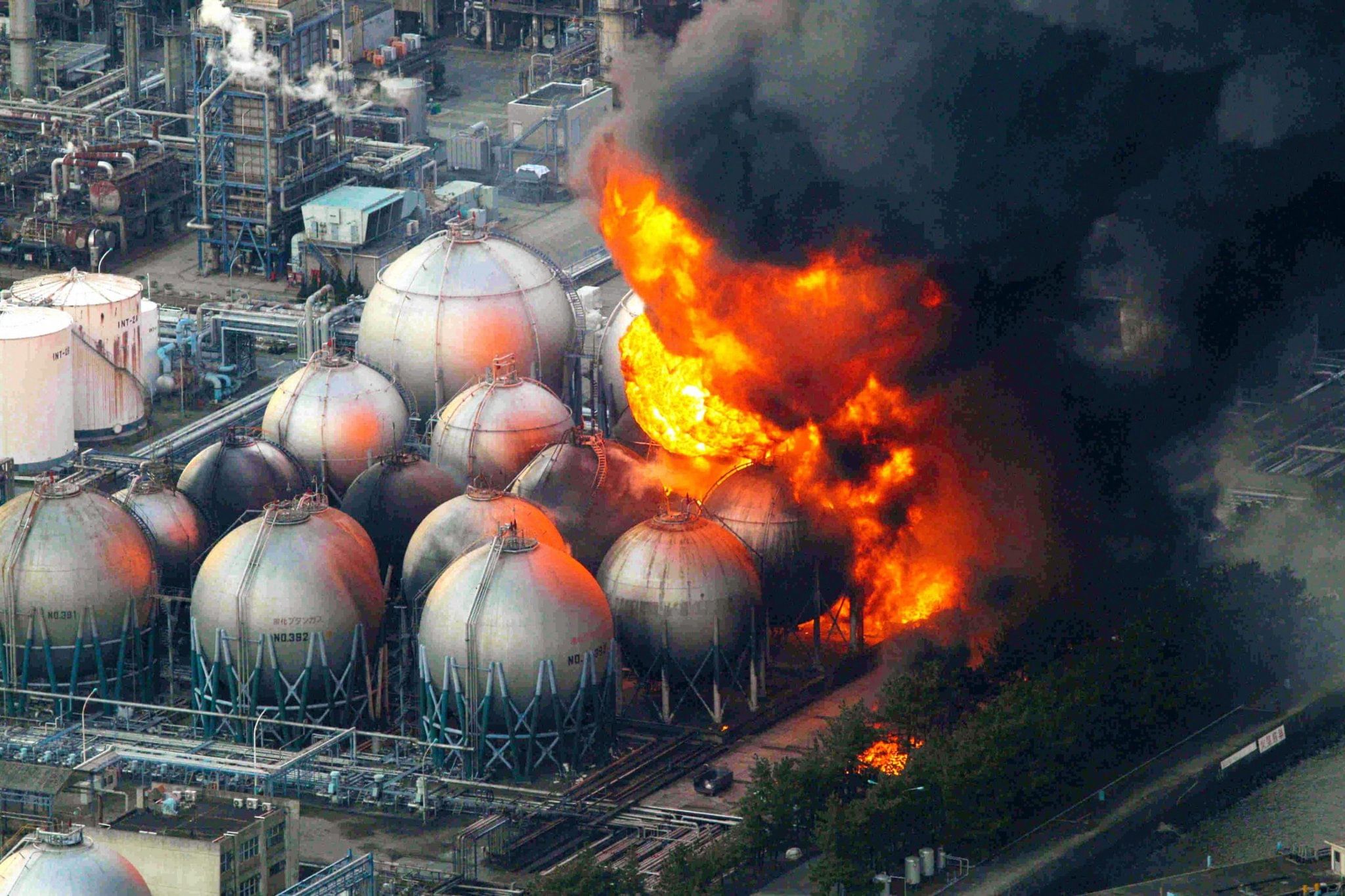 Типы аварий на аэс. Авария на АЭС Фукусима-1. Авария на АЭС Фукусима-1 (Япония, 2011).. Техногенные катастрофы Фукусима-1 авария АЭС. Авария на АЭС Фукусима-1 взрыв 1 реактора.