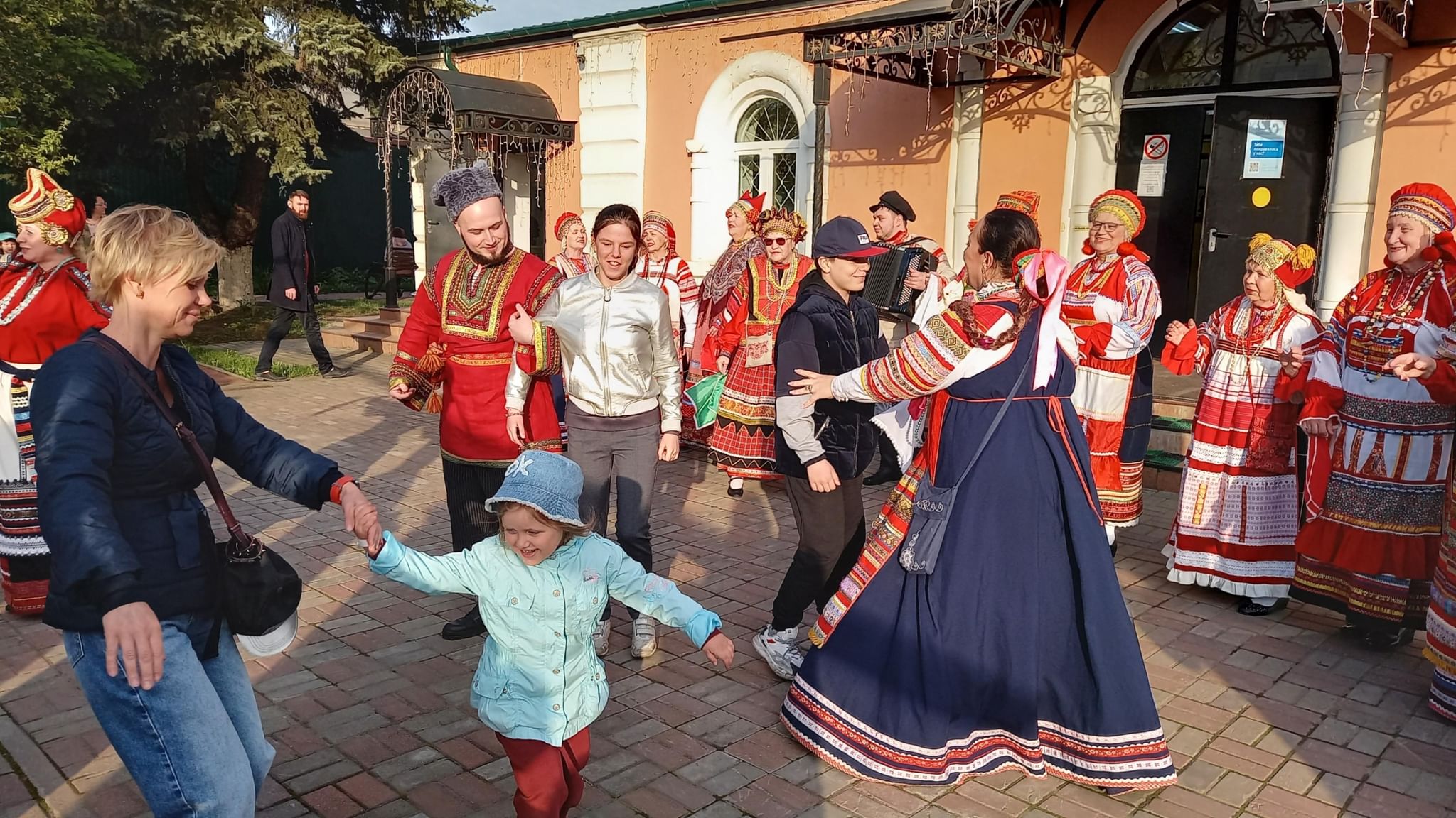 Музей одинцовского городского округа. Фото 1 мая в Одинцово.