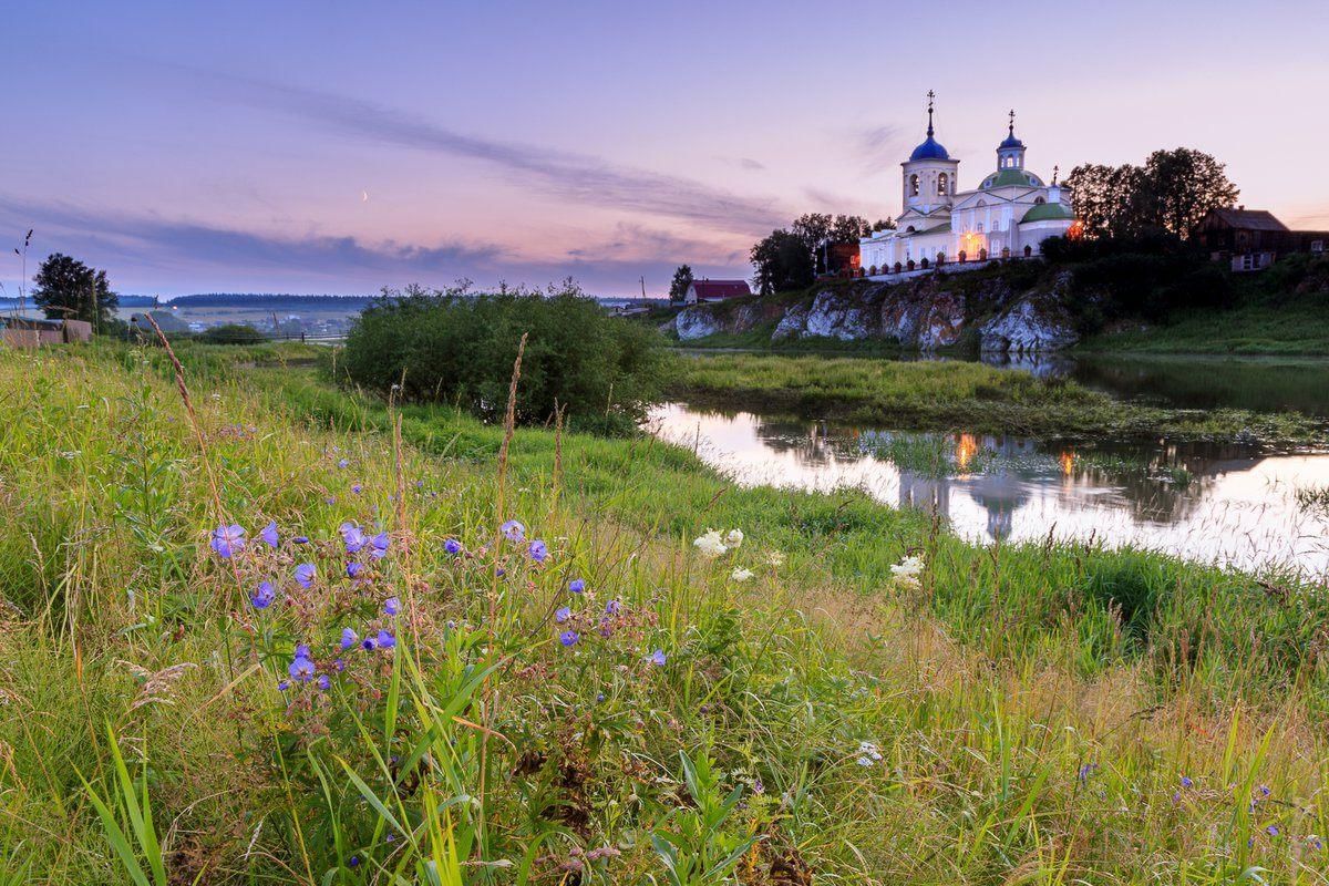 деревенская церковь фото