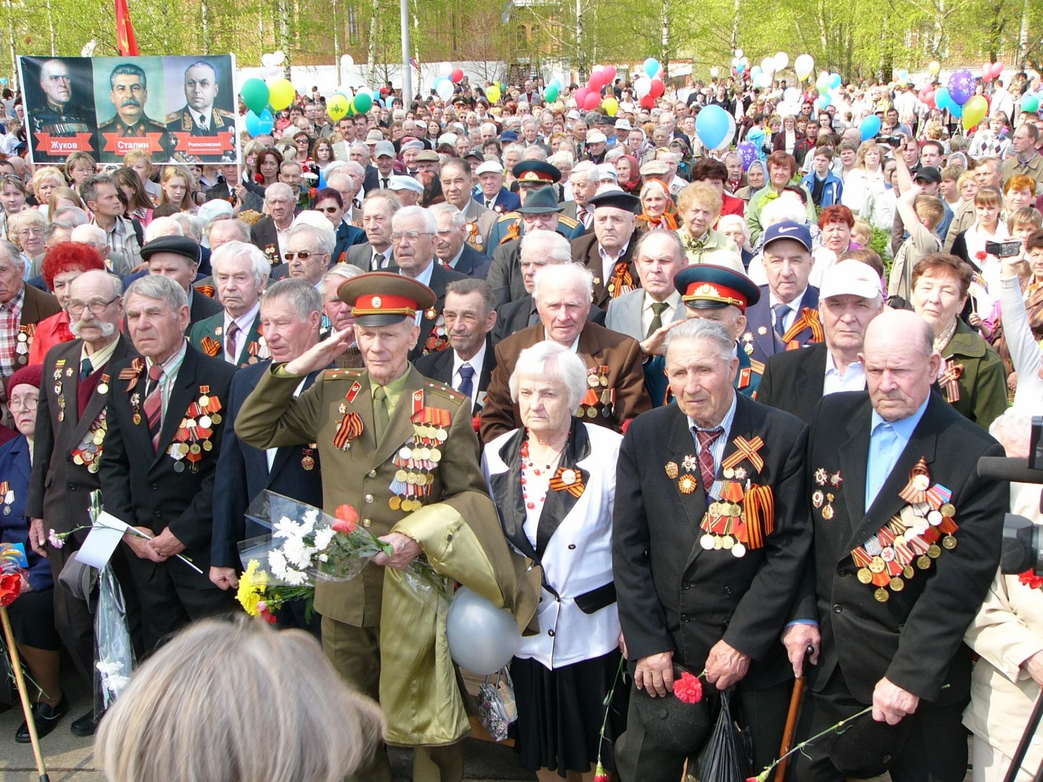 Митинг победы сценарий