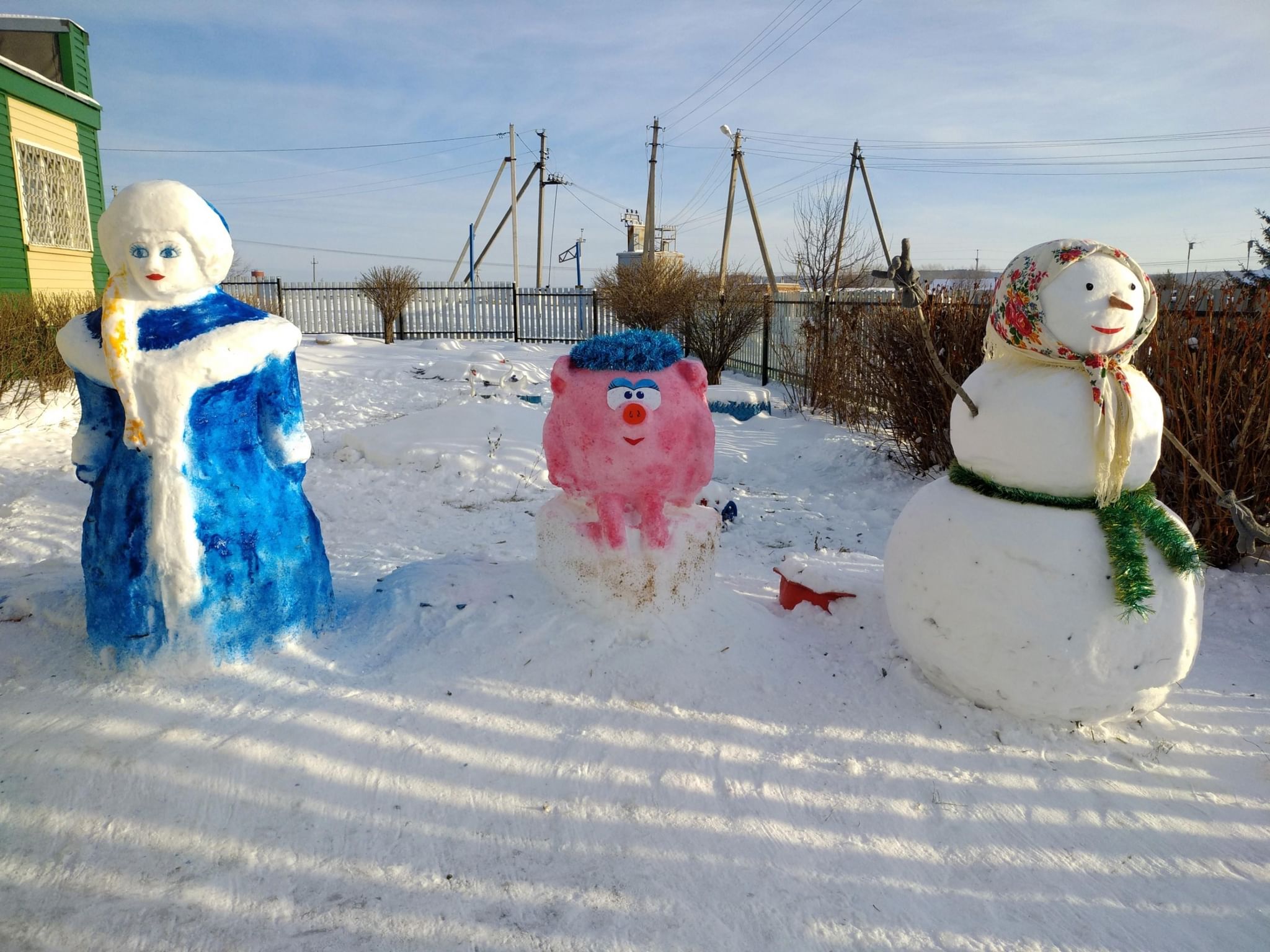Снежные фигурки