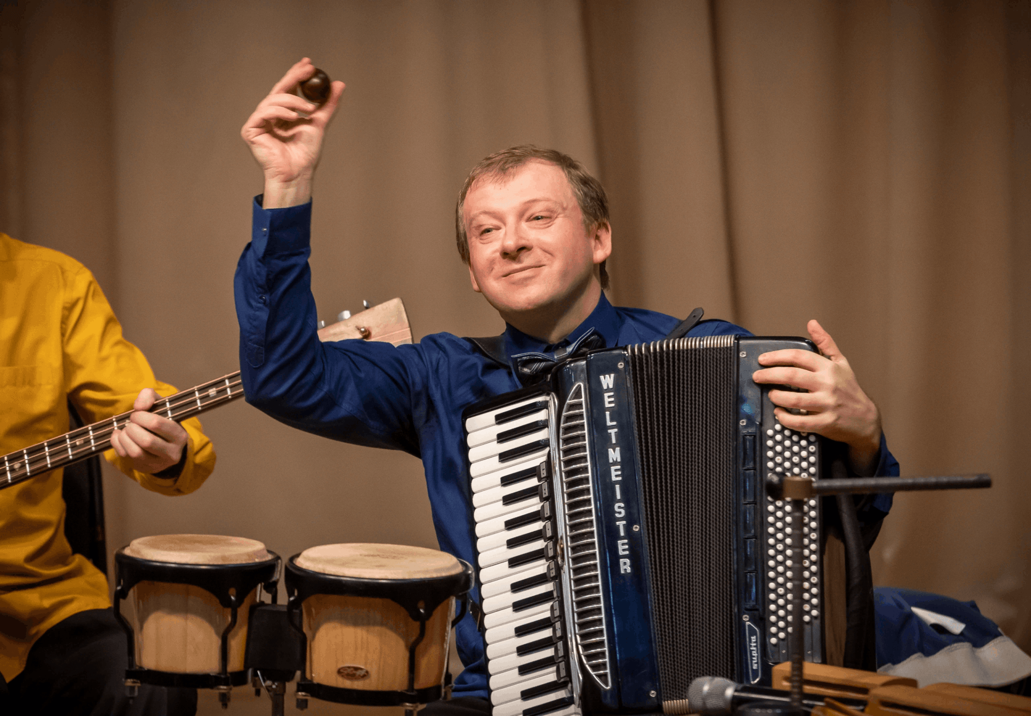 группа терем-квартет. квартет вектор. квартет урал екатеринбург. народный квартет. юрий досугов.