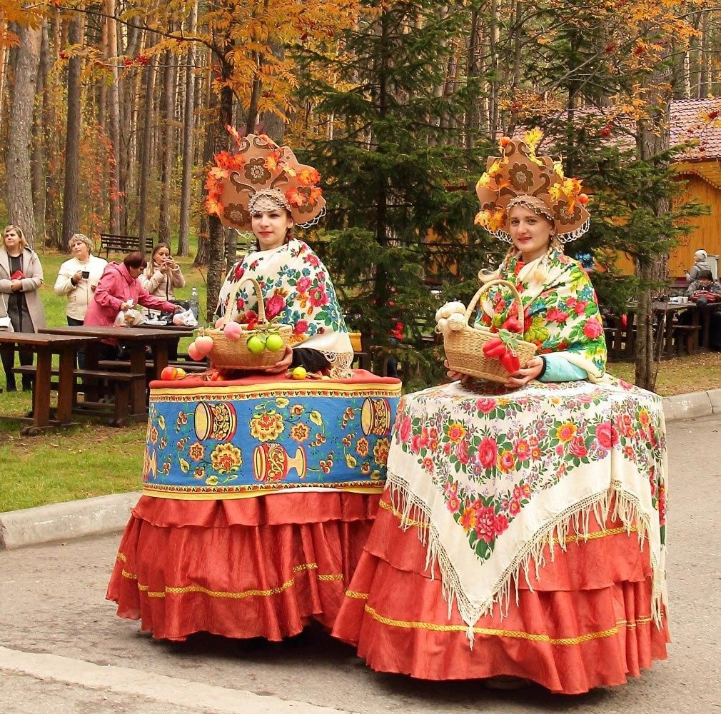 Масленица в сельском клубе