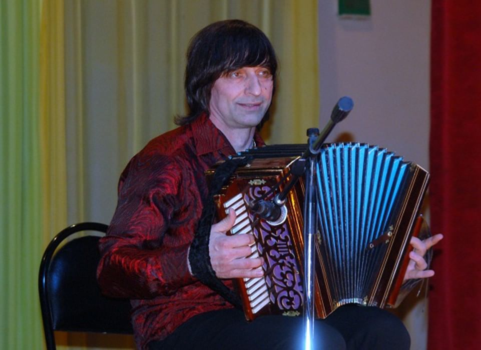 Сергей Власов - Цыганочка. Музыка, Стиль