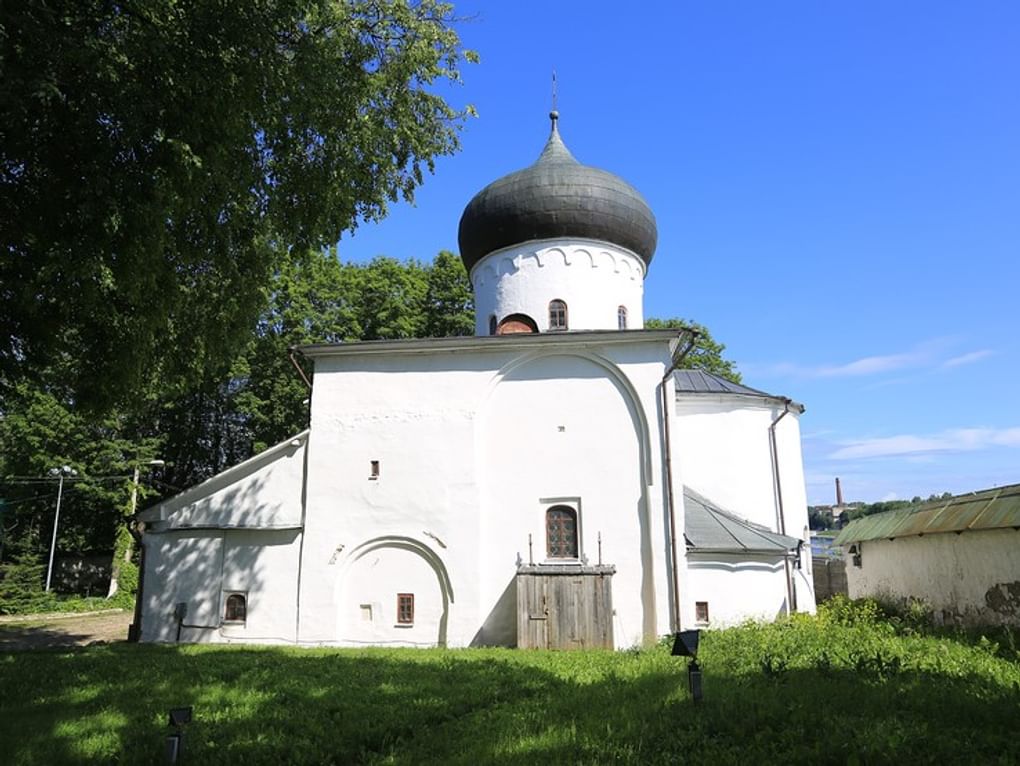 Спасо-Преображенский собор Мирожского монастыря. Псков. Фотография: Яна Королёва / фотобанк «Лори»