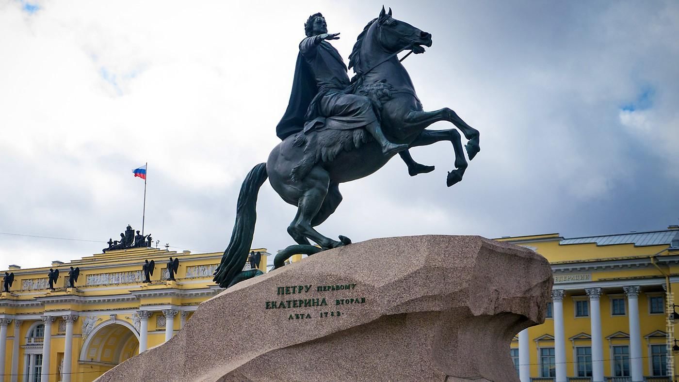 Фото петра на коне в питере
