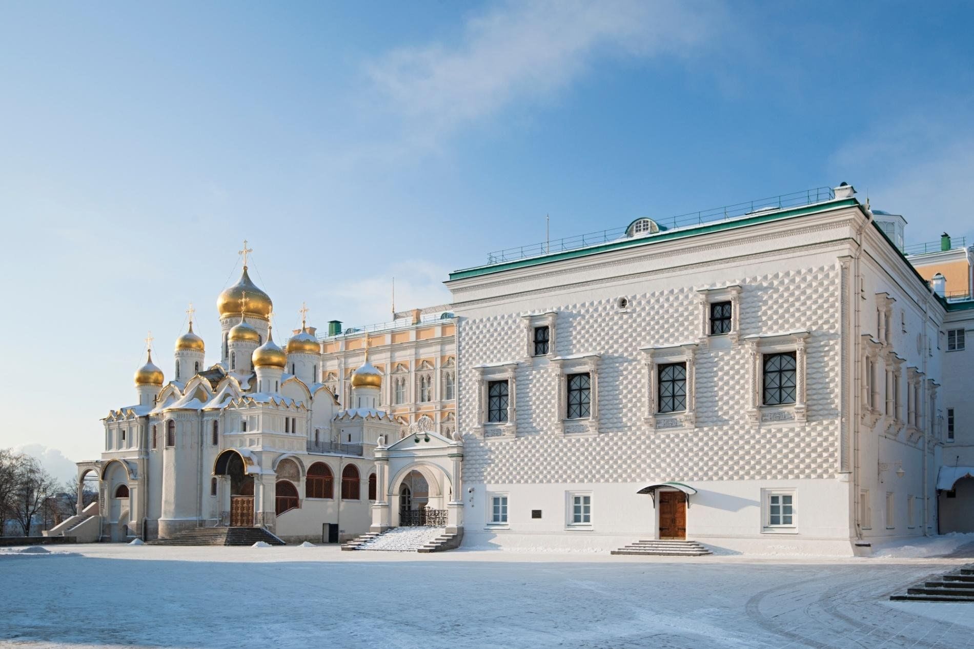 грановитая башня смоленск