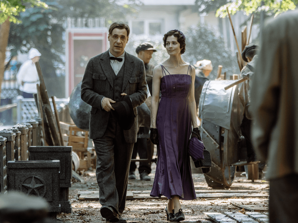 Кадр из художественного фильма Михаила Локшина «Мастер и Маргарита» (2024). Фотография: <a href="https://marsme.ru/voland" target="_blank">marsme.ru</a>
