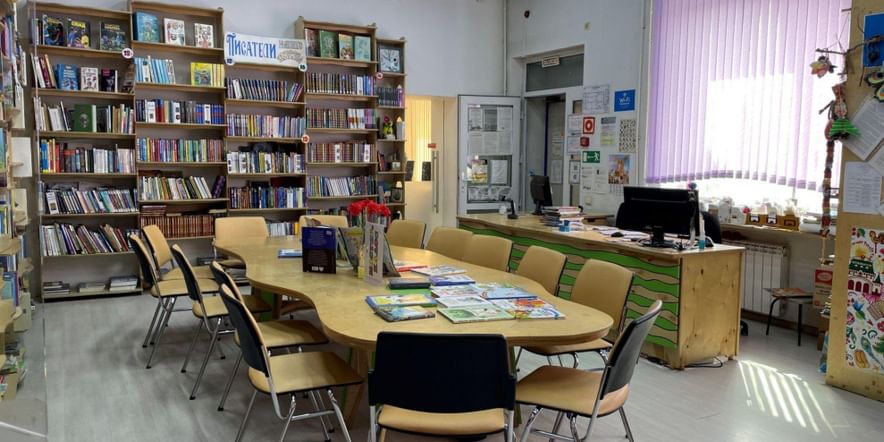 Основное изображение для учреждения Библиотека № 7 г. Владивостока