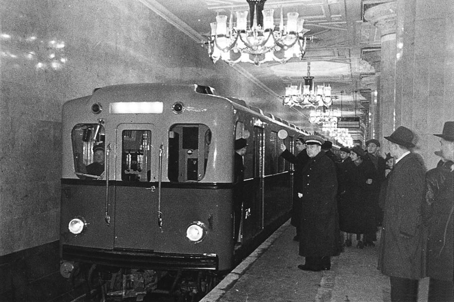 Метро питер старые