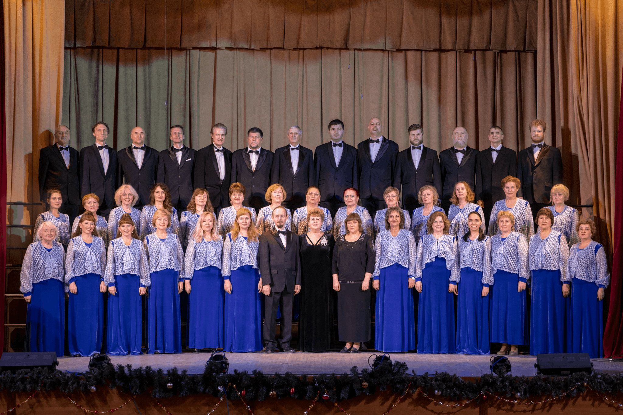 Московский академический хор. Вокально-хоровой фестиваль. Академический хор Кондопога. Академический хор Московского института стали и сплавов (МИСИС). Хоровой Академический костюм для детей идеи.