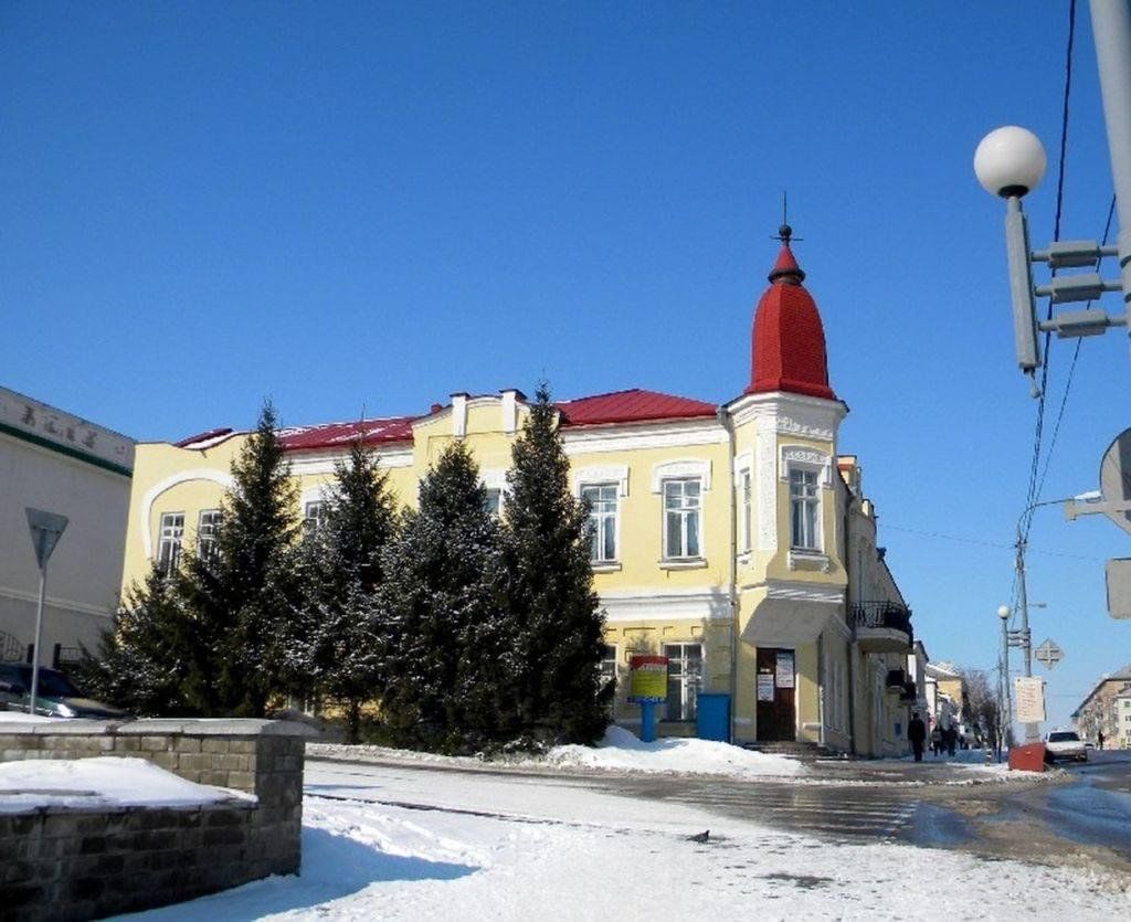 Старооскольский. Краеведческий музей старый Оскол. Старооскольский краеведческий музей старый Оскол. Белгородская область Старооскольский краеведческий музей. Улица Ленина старый Оскол краеведческий музей.