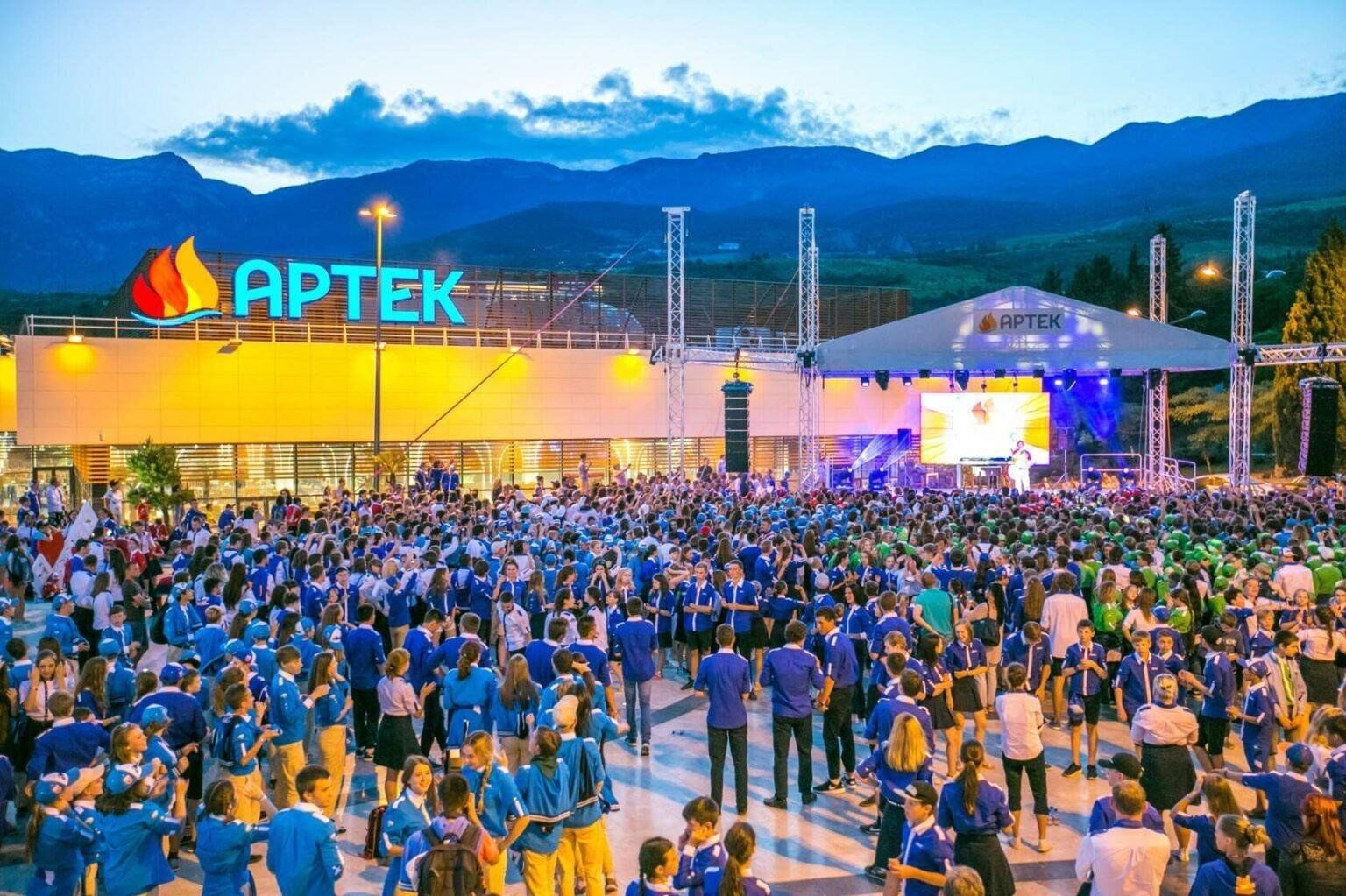 Крым лагерь артек фото