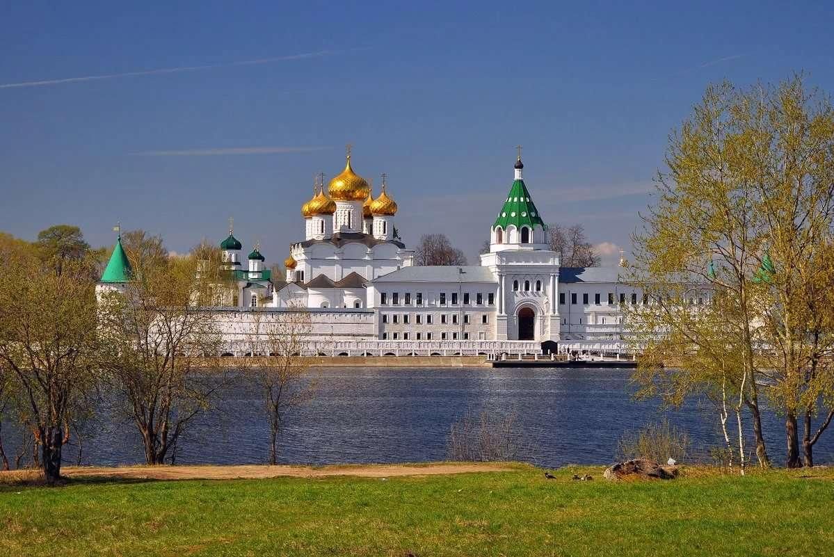 Ипатьевский монастырь фото