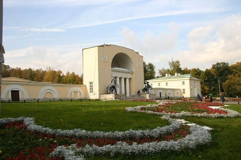 Парк кузьминки сайт. Парк Кузьминки-Люблино усадьба. Люблино Кузьминский парк. Парк Кузьминки Москва. Кузьминки парк Кузьминки.