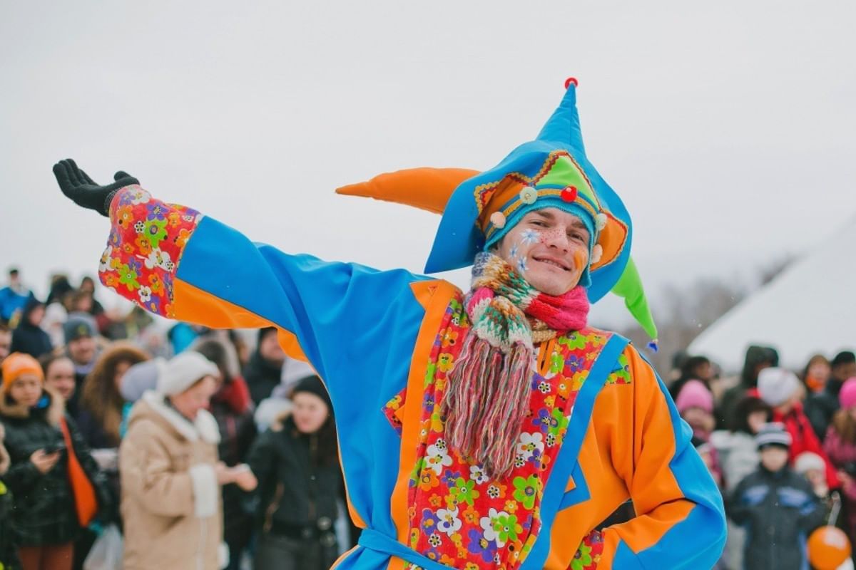 Скоморох. Скоморохи на Масленицу. Праздник Скоморох. Масленичные развлечения. Масленичные потехи.