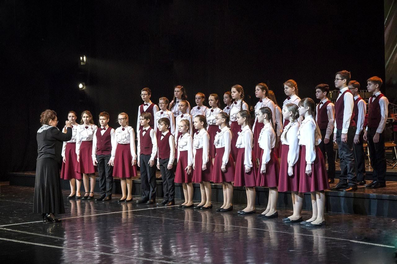 Детский эстрадный ансамбль. Школа искусств Гармония Тюмень официальный сайт. Юбилейный отчетный концерт ДШИ. Рио концерт школы искусств