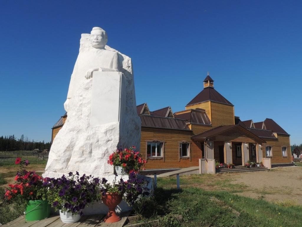 Музей государственности Республики Саха (Якутия) им. И.Н. Барахова —  Верхневилюйский район, с. Кюль, ул. им Р.Кривошапкина, д. 1а. Подробная  информация о музее: расписание, фото, адрес и т. д. на официальном сайте  Культура.РФ