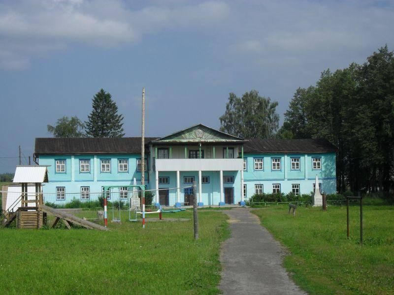 Погода в щучье озеро пермский. Щучье озеро Пермский край Октябрьский. Поселок Щучье озеро Пермский край. Деревня Щучье озеро Пермский край. Щучье озеро Октябрьский район.