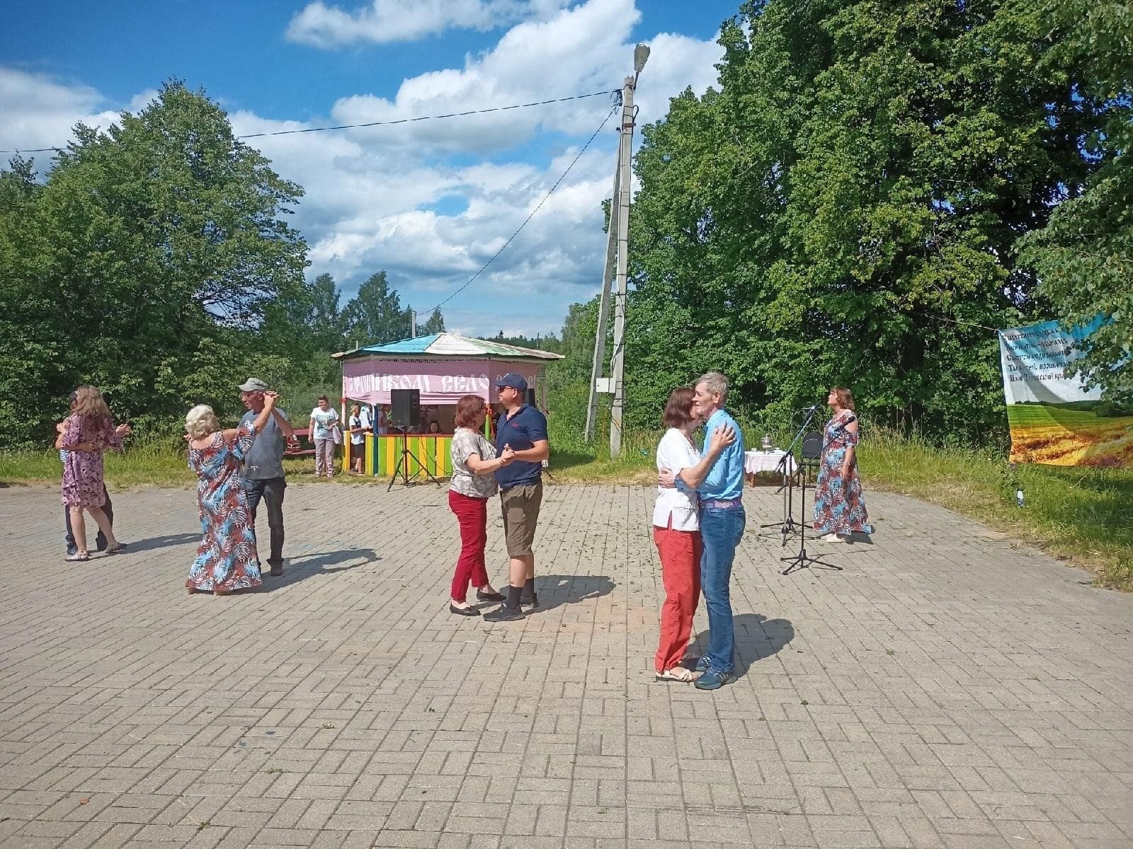 Праздничная программа «Мне по сердцу улица родная, мне по сердцу мой  любимый край» 2024, Даниловский район — дата и место проведения, программа  мероприятия.