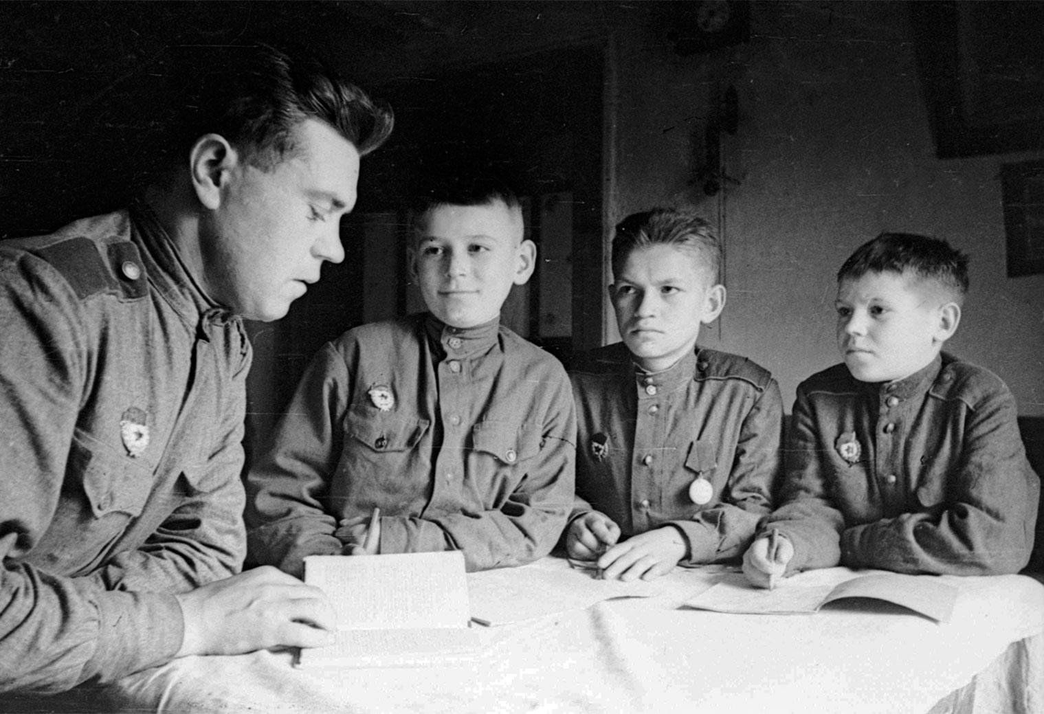 Дети великой отечественной войны автор. Дети войны Ваня Козлов. Дети войны на фронте 1941-1945. Ваня Козлов 1941.
