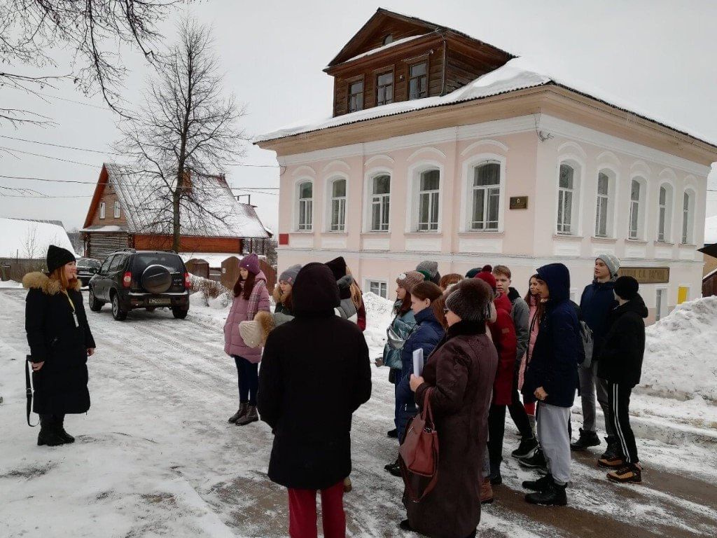 Подслушано в тутаеве. Тутаевский район. Тутаев подслушано. Центр культуры и туризма Тутаев. Типичный Тутаев.