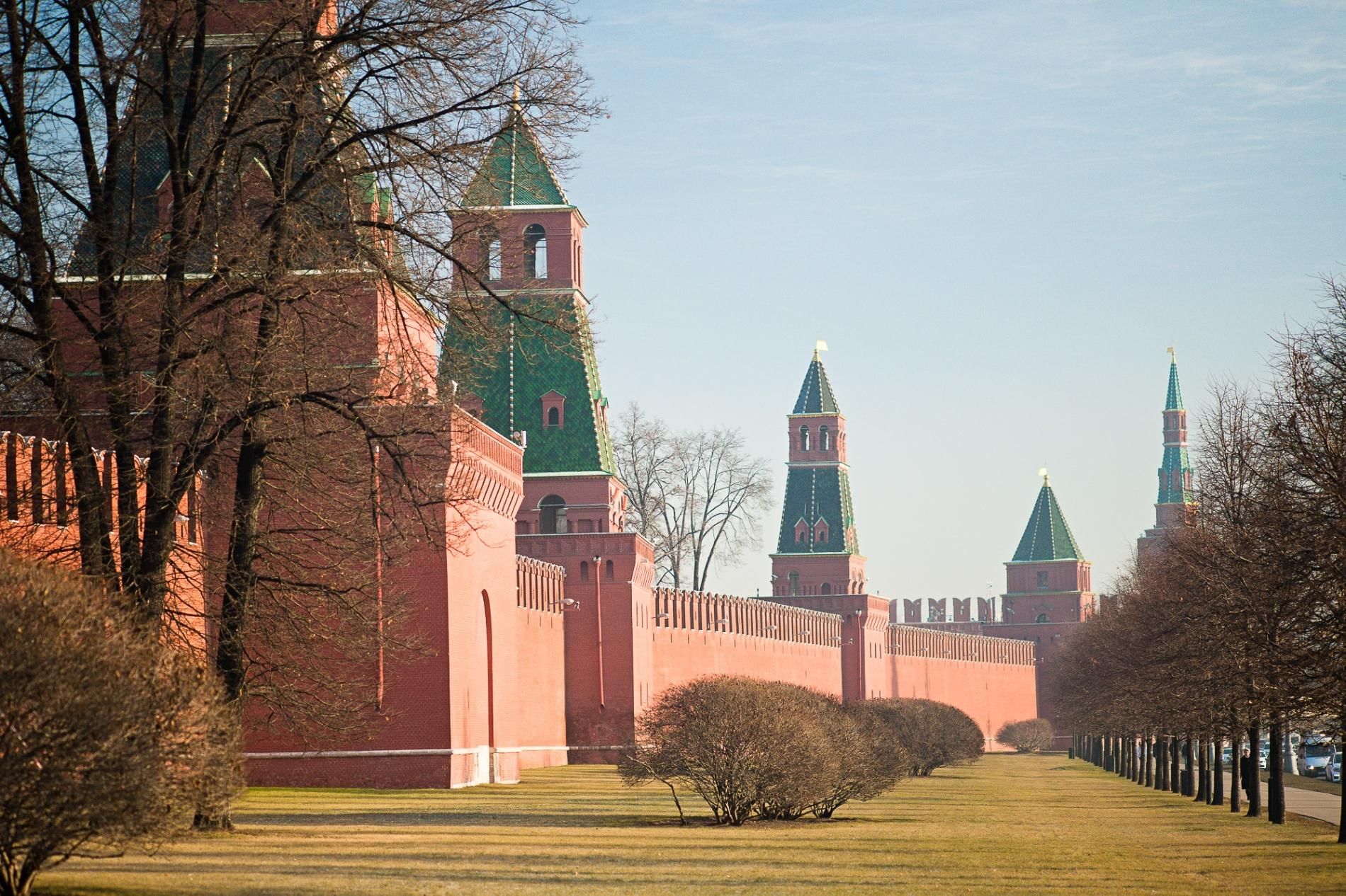 стены и башни московского кремля