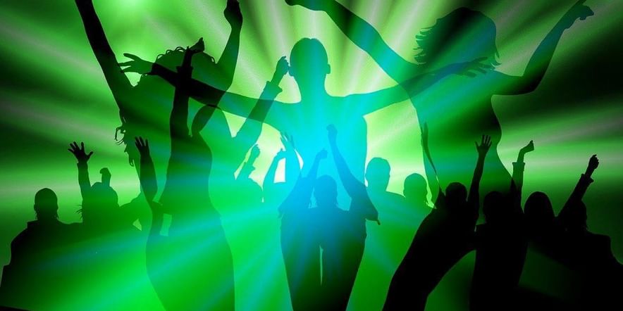Основное изображение для события «Зелёная дискотека» — танцевальная развлекательная программа