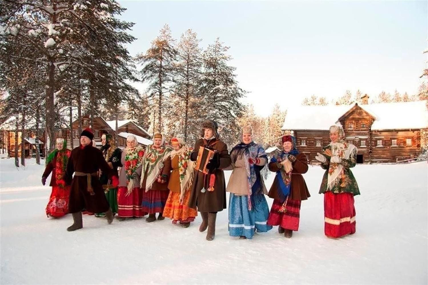 Колядки русские народные традиции. Мартыново Масленица кацкари. Масленица в малых Карелах Архангельск. Зимние праздники. Зимние гуляния.