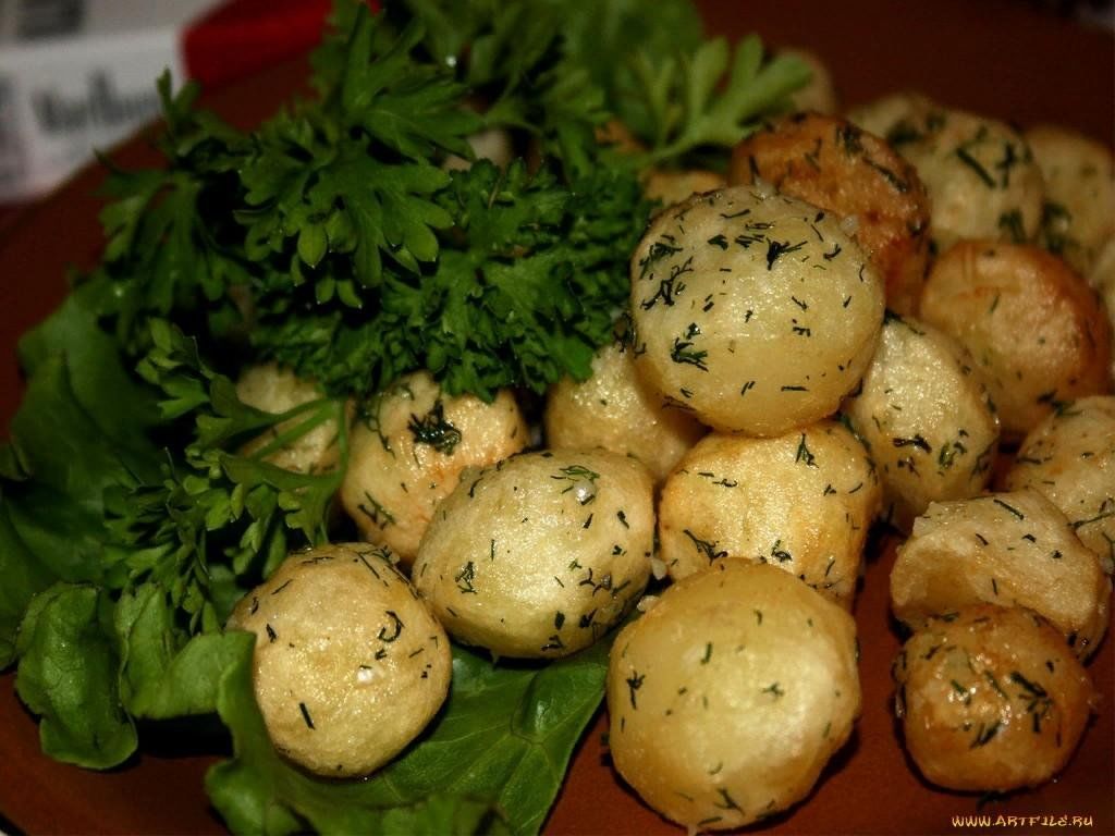 Три блюда из картофеля. Картошка. Картошка круглая вареная. Блюда из картофеля для детей. Картошка на праздничный стол.