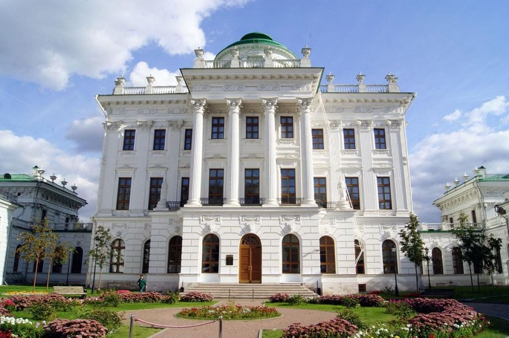Дом пашкова фото здания