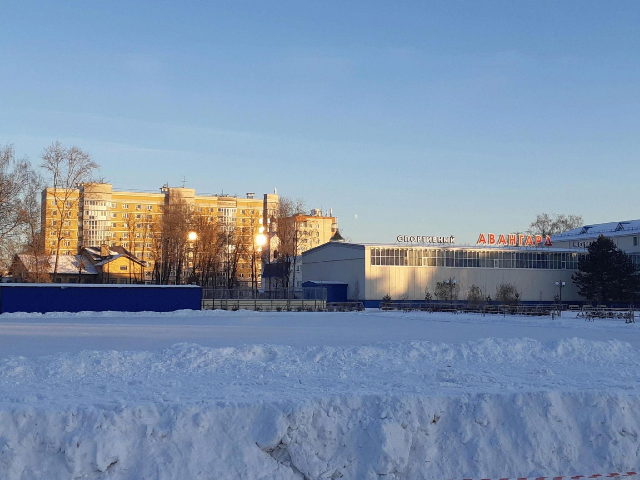 Зеленодольская улица нижний новгород. Парк Авангард Зеленодольск. ПКИО «Авангард» в Зеленодольске. Сквер Авангард Казань. Парк Авангард Зеленодольск главный вход.