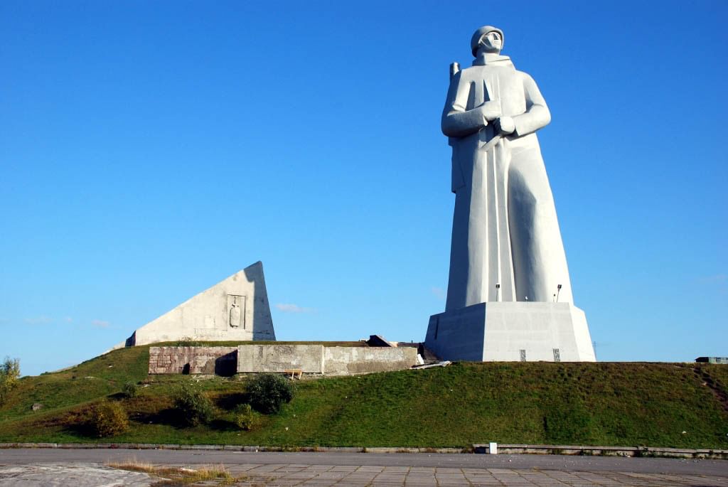 Город мурманск достопримечательности фото с описанием