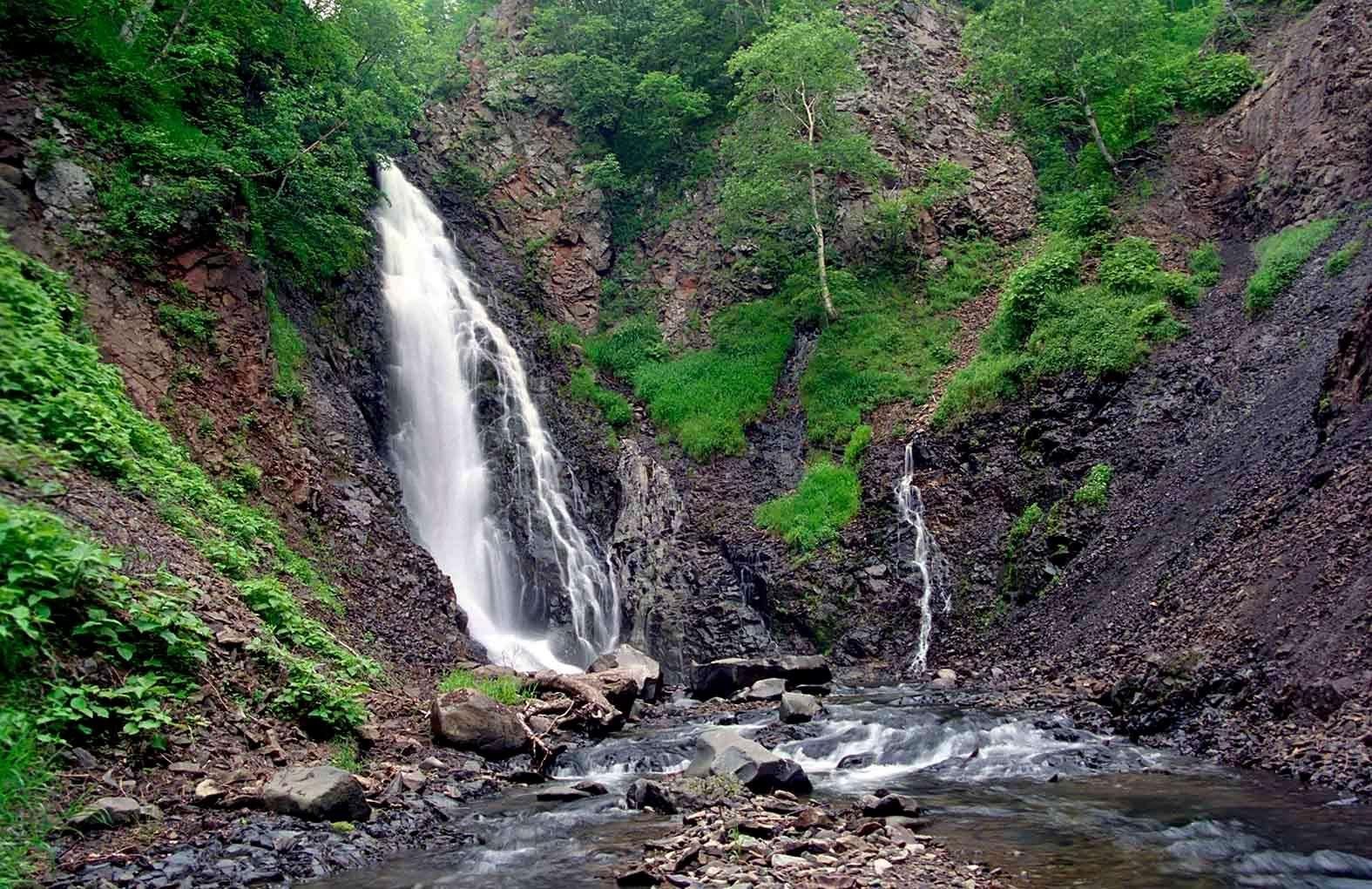 Клоковский водопад Сахалин