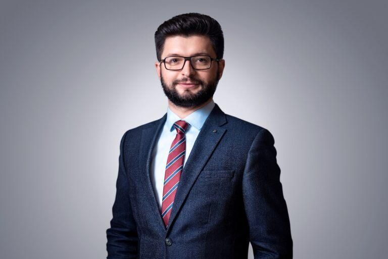Дмитрий кривошеев биография личная жизнь
