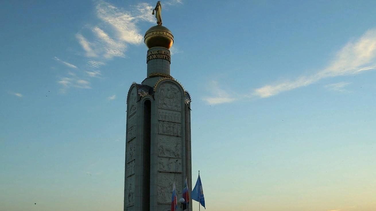 Звонница на Прохоровском поле колокол