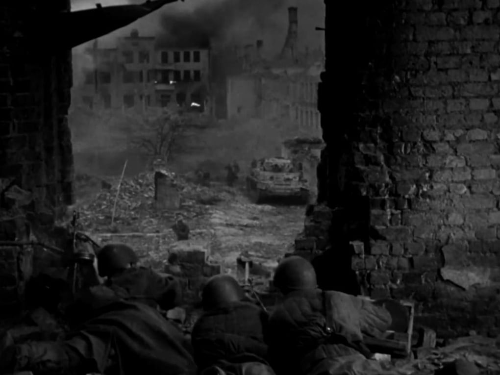 Кадр из художественного фильма Фридриха Эрмлера «Великий перелом» (1945)