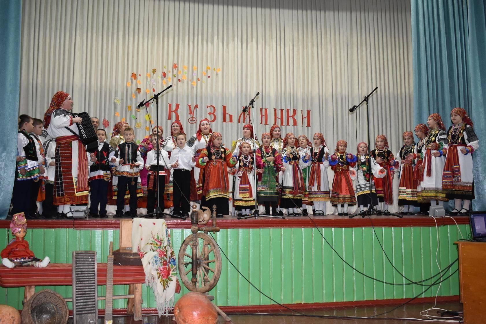 Погода в афанасьевке алексеевского. Афанасьевка. Клуб с. Афанасьевка. Черемхово Росинка. Формы фольклорных мероприятий в доме культуры.