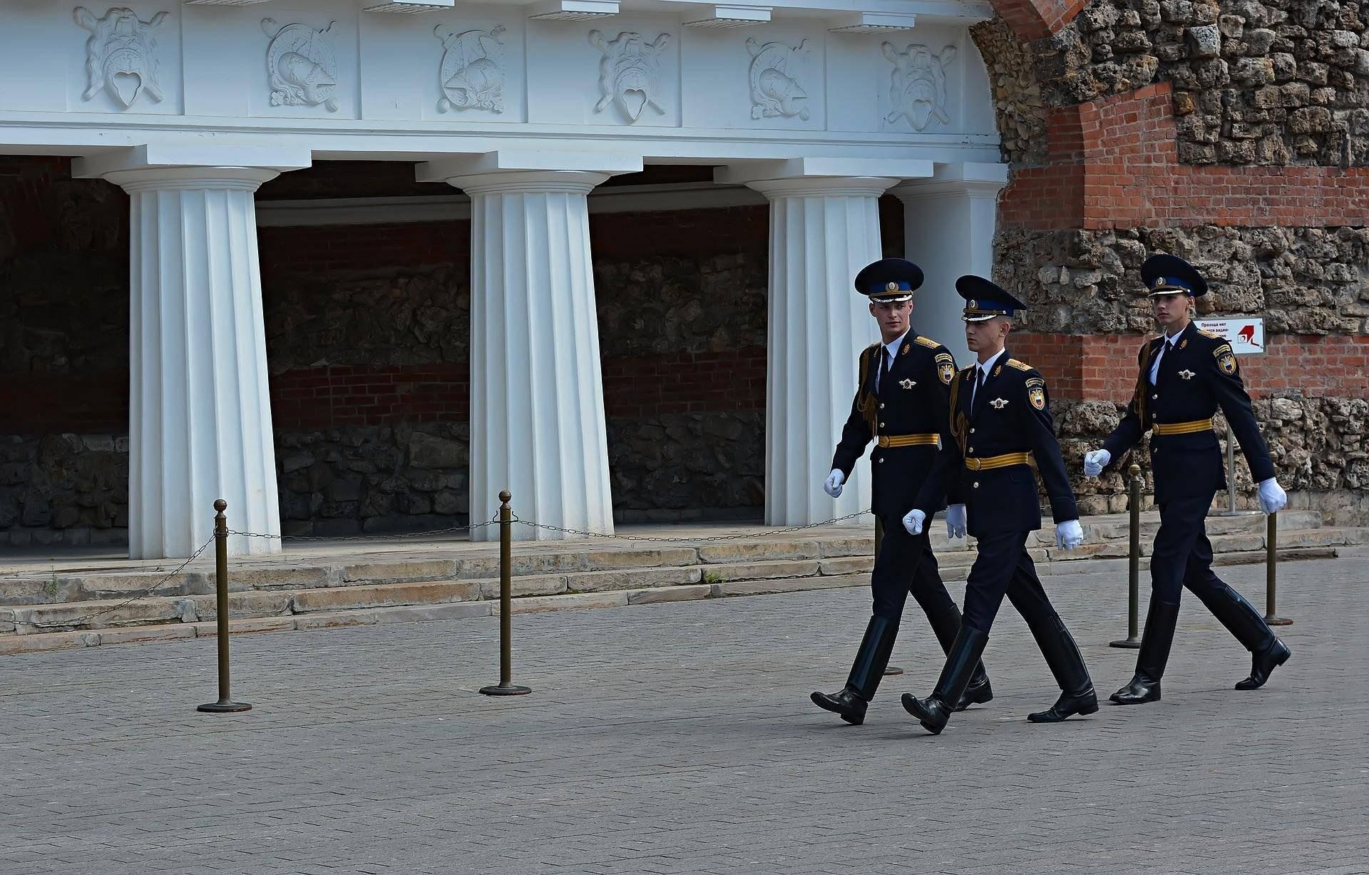 Солдат в Карауле