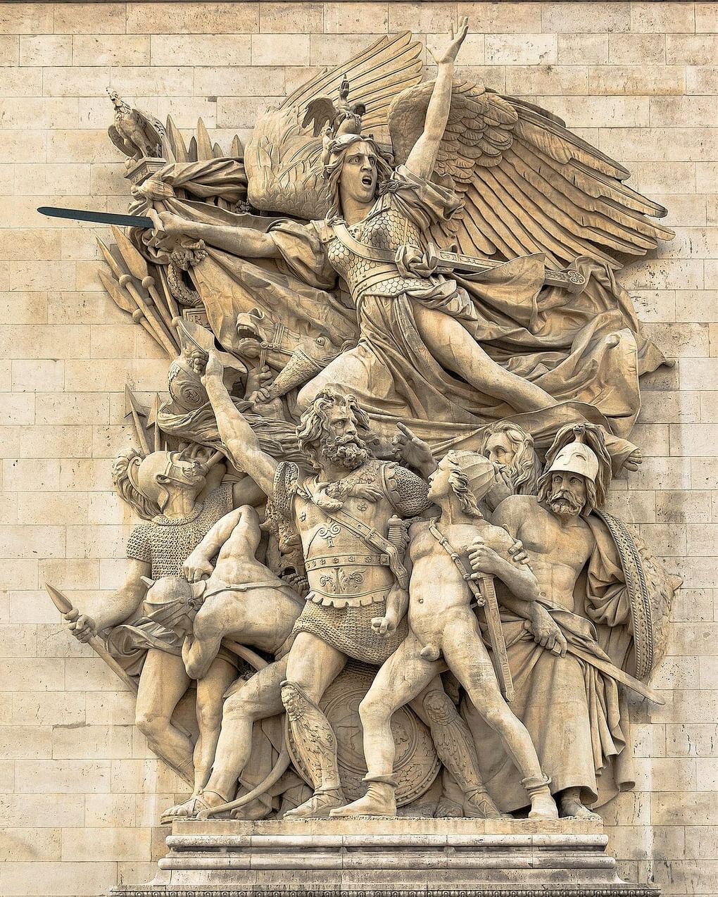Барельеф «Отход волонтеров на фронт в 1792 году» («Марсельеза»). Триумфальная арка. Скульптор Франсуа Рюд. Париж, Франция. 1836. Фотография: