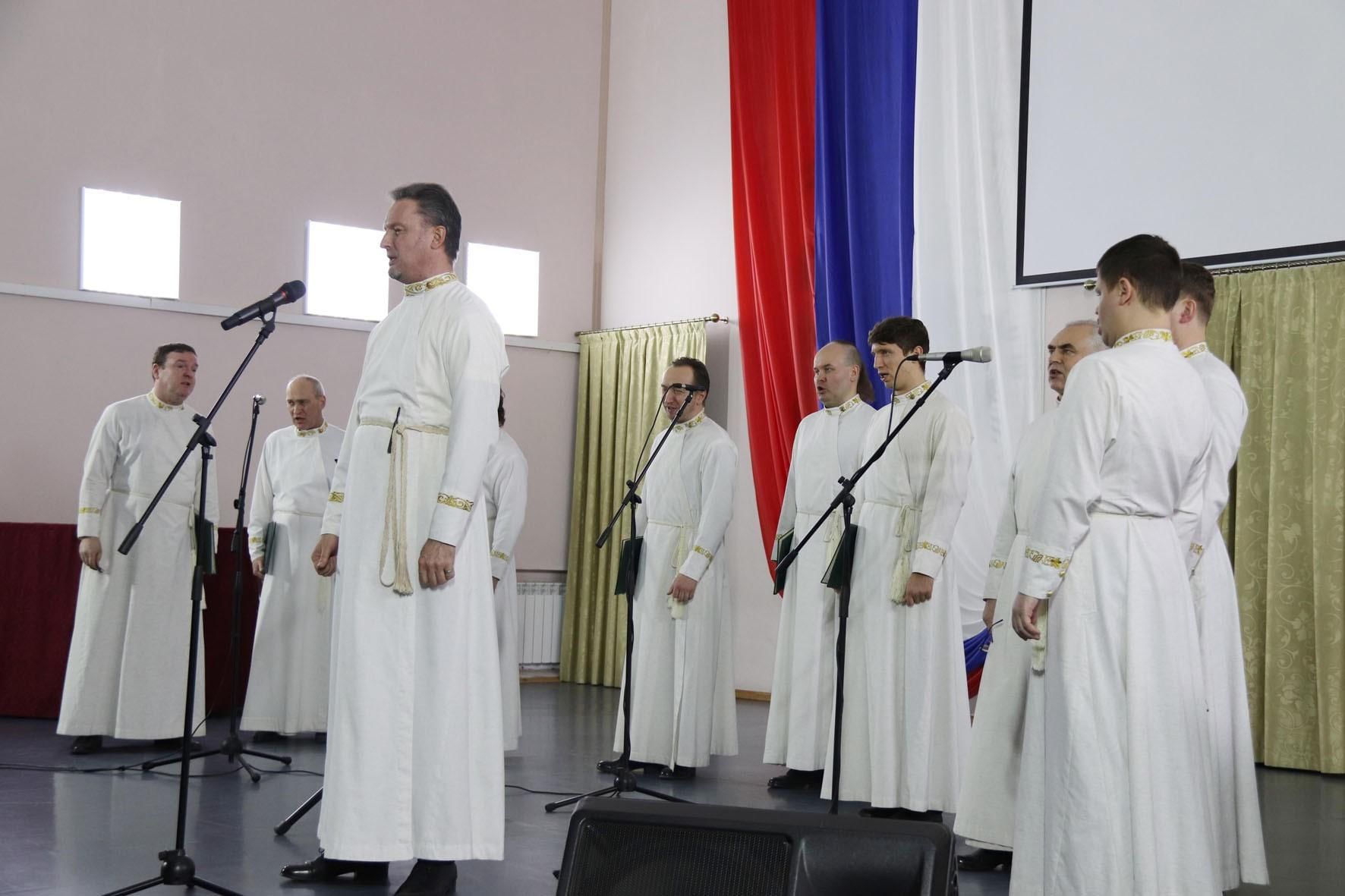 Монастырь прямая трансляция. Хор Данилова монастыря Регент. Детский хор Данилова монастыря 2018. Хор Данилова монастыря Рождество концерт 2023. Хор Данилова монастыря из Удмуртии.