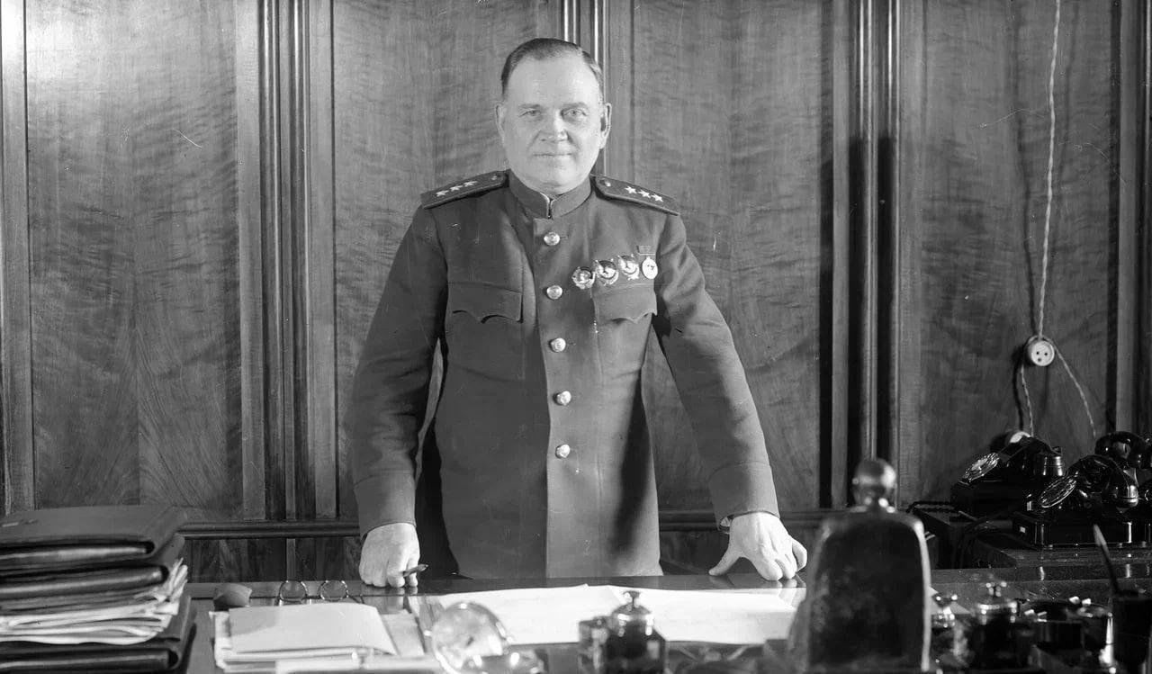 Генерал хрулев фото Выставка "Генерал Хрулёв - великий труженик Победы" 2023, Санкт-Петербург - дата