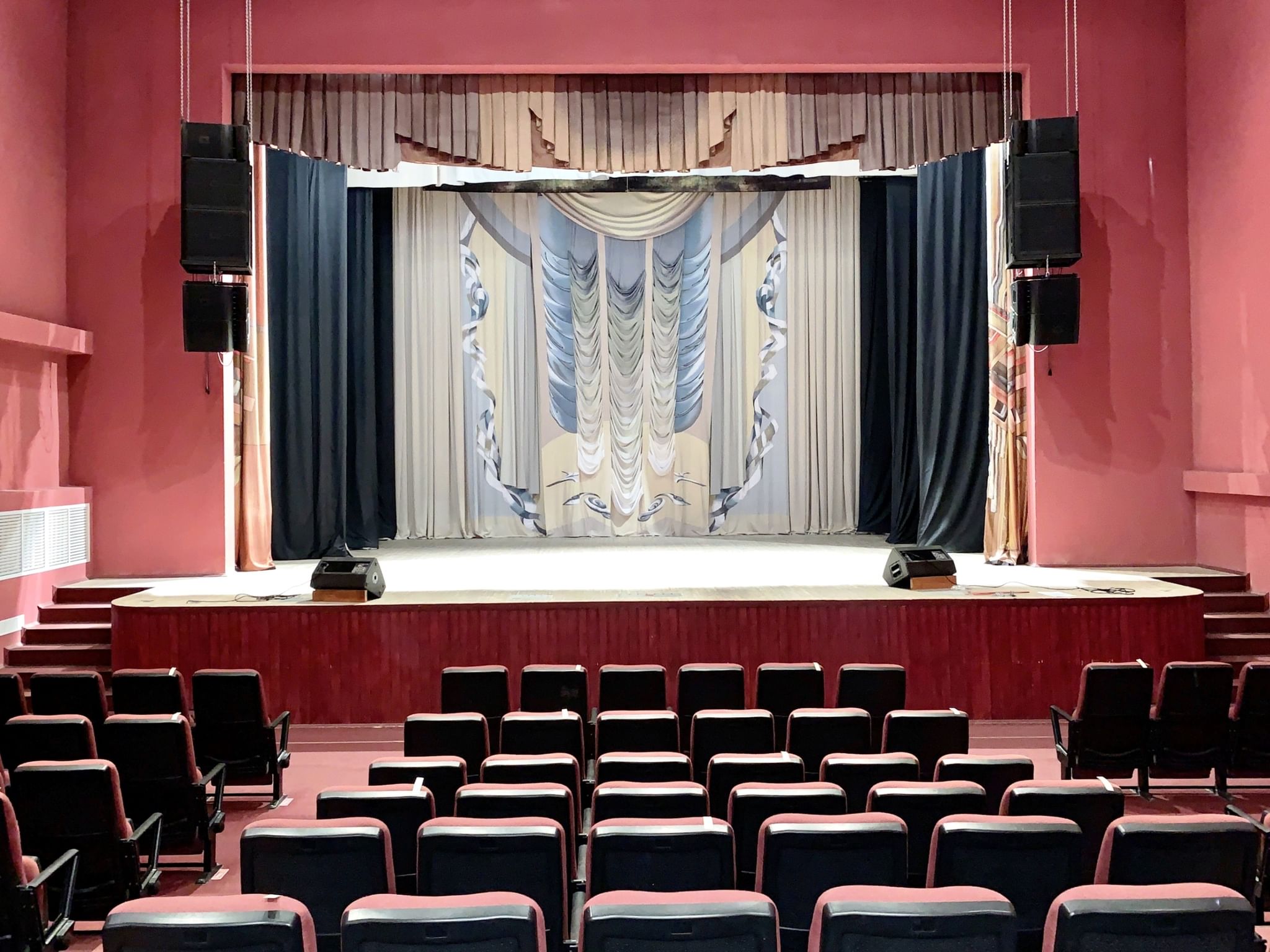 мбук досуговый центр