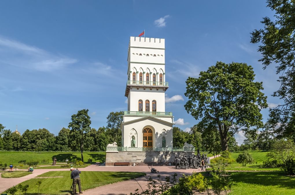 Белая башня. Архитектор Адам Менелас. 1821-1827. Фотография: Florstein / wikipedia